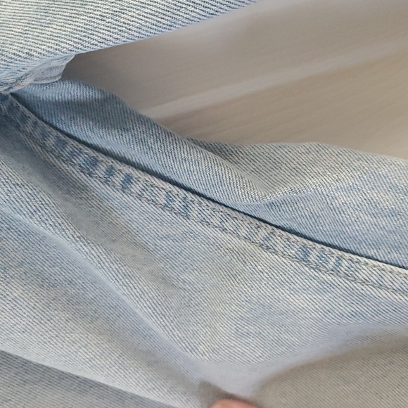 Zara Ripped Jeans - Picture 3 of 3